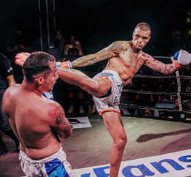 Eddie Farrell lucha contra el combustible